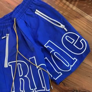 🏝️ Used Authentic Like New Men’s Rhude shorts! Men’s small